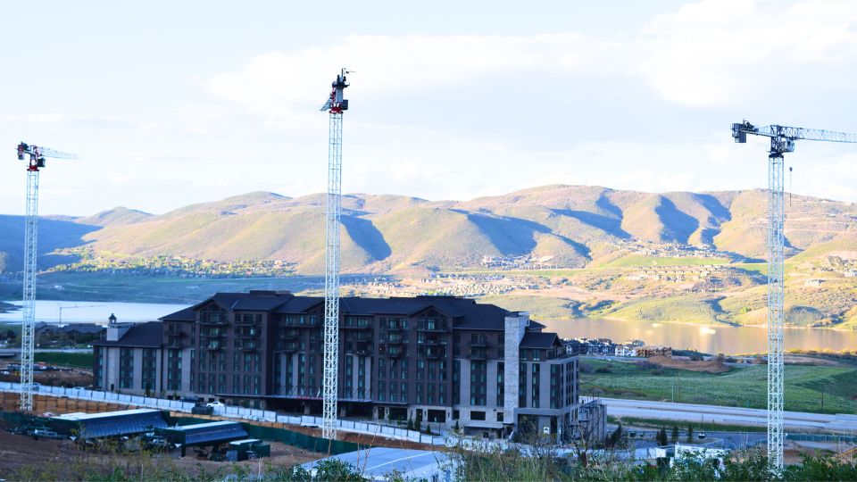 Image of East Village of Deer Valley with the Jordanelle in the background